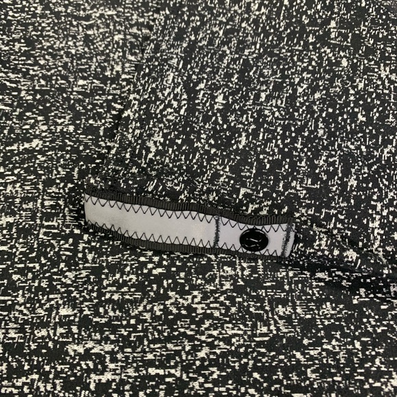 Lululemon Vinyasa Wrap digital black - Picture 12 of 14